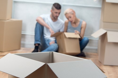 Residential packing support for a Dagenham house or flat move